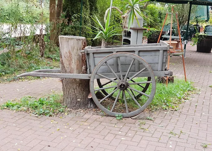 Ganerb Πανδοχείο *